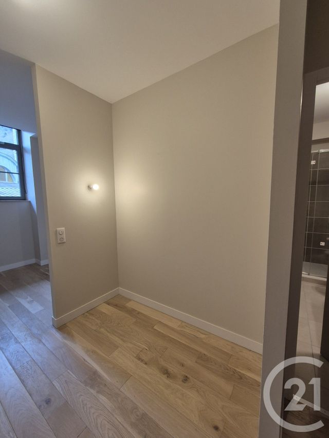 Appartement F1 à vendre - 1 pièce - 26.15 m2 - CAUTERETS - 65 - MIDI-PYRENEES - Century 21 L'Immobilière Des Gaves