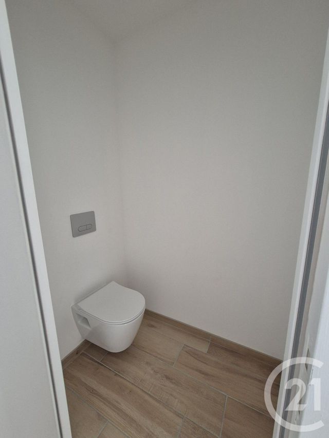 Appartement F2 à vendre - 2 pièces - 61.6 m2 - CAUTERETS - 65 - MIDI-PYRENEES - Century 21 L'Immobilière Des Gaves