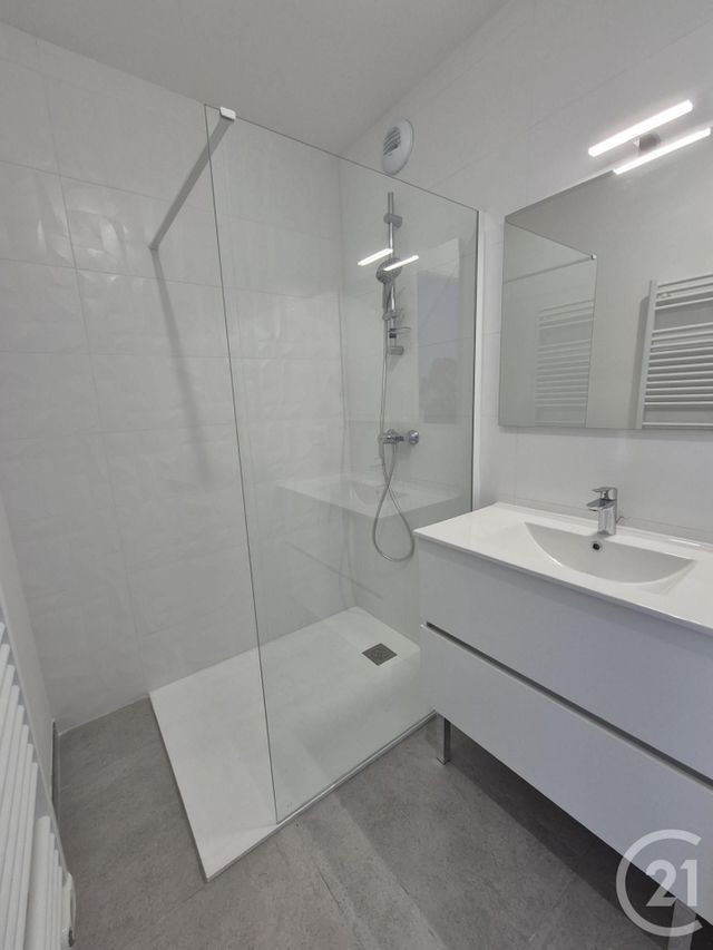 Appartement F4 à vendre - 4 pièces - 86.58 m2 - CAUTERETS - 65 - MIDI-PYRENEES - Century 21 L'Immobilière Des Gaves