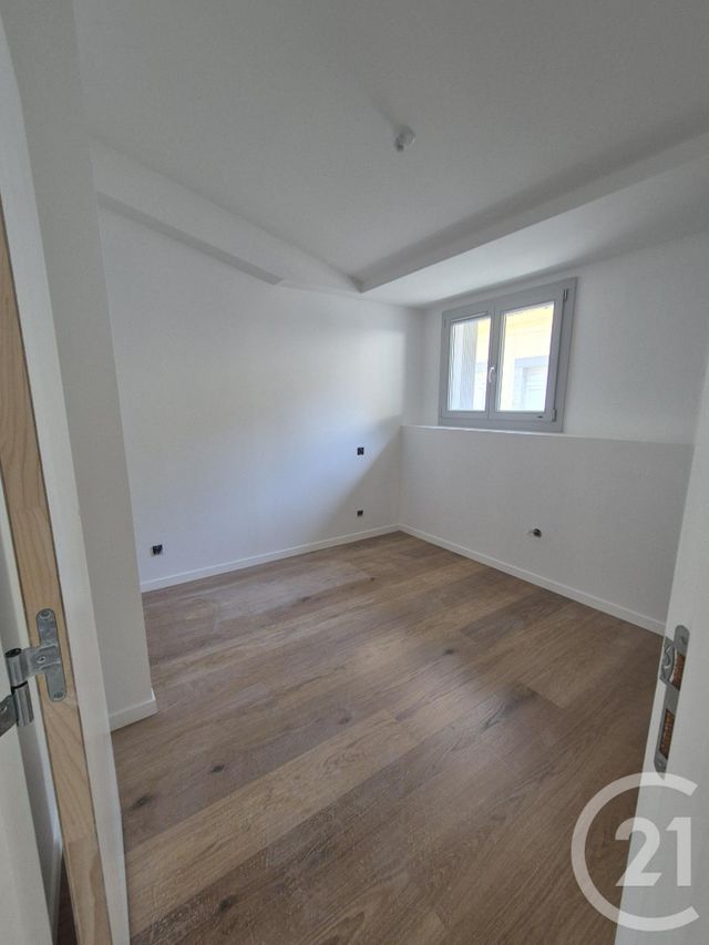 Appartement à vendre - 4 pièces - 77.4 m2 - CAUTERETS - 65 - MIDI-PYRENEES - Century 21 L'Immobilière Des Gaves